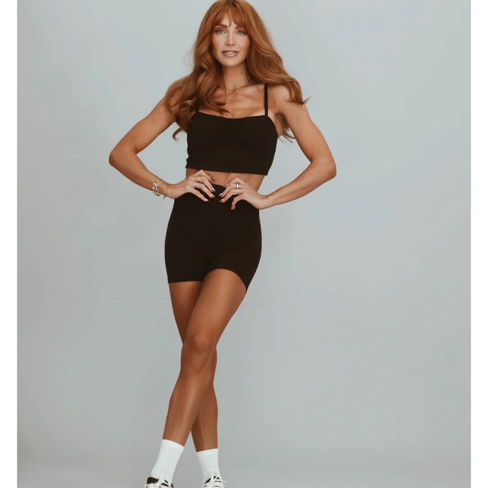 Cara Loren Active Ruched Crop Bra